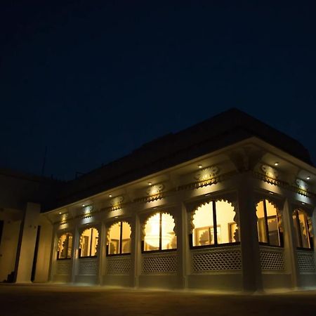 Hotel Nahargarh Palace Indore Buitenkant foto